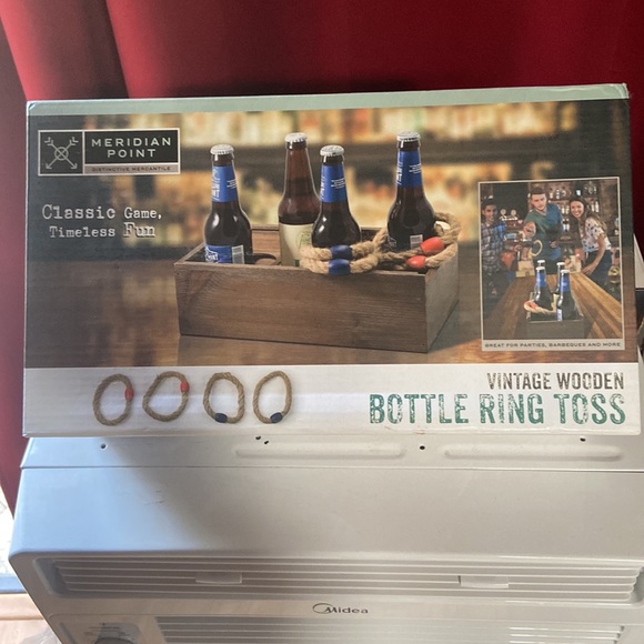 Vintage wooden Bottle ring toss game - Picture 2 of 4